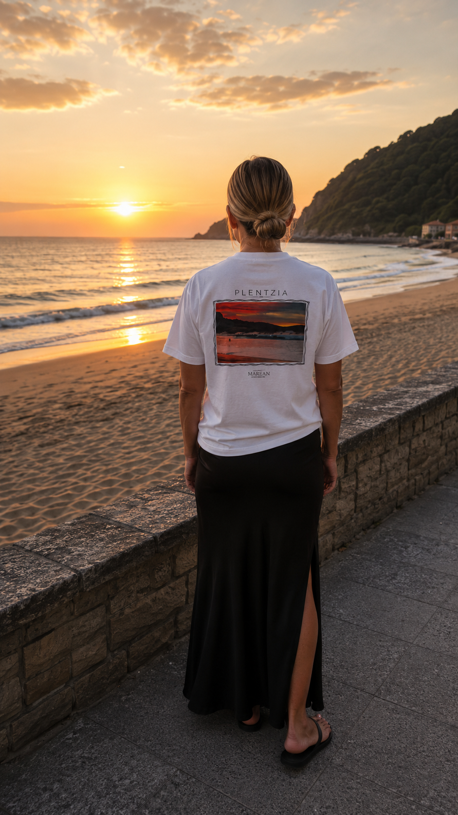 Camiseta MAREAN Plentzia frente al mar al atardecer